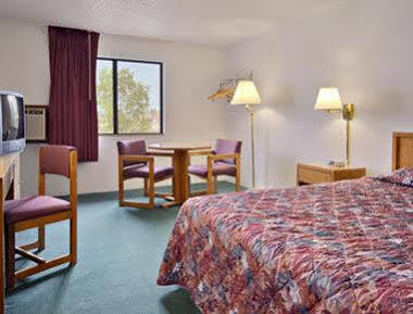 Hotel Super 8 By Wyndham Miller Extérieur photo
